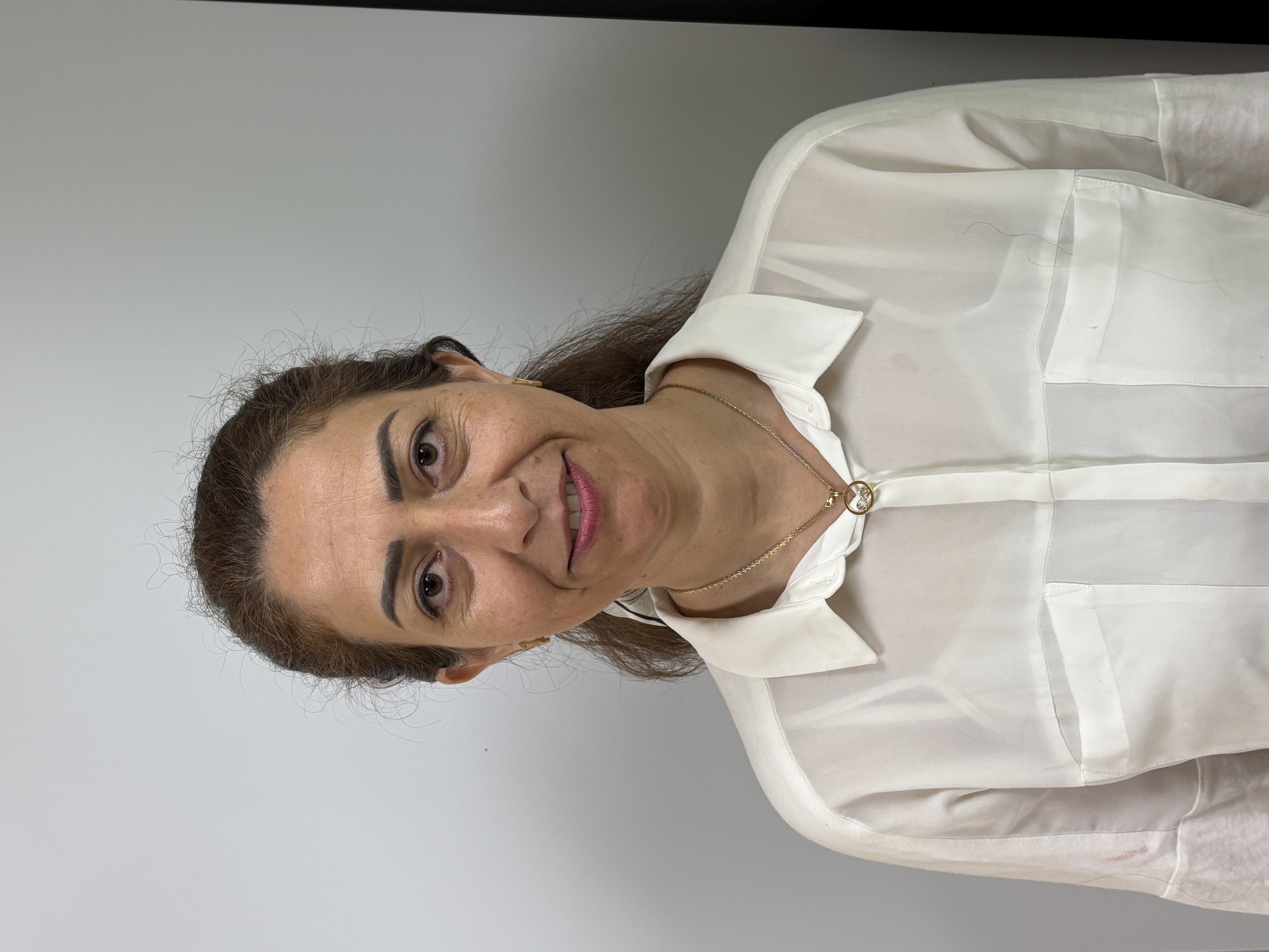 Maryam Esfandiyari